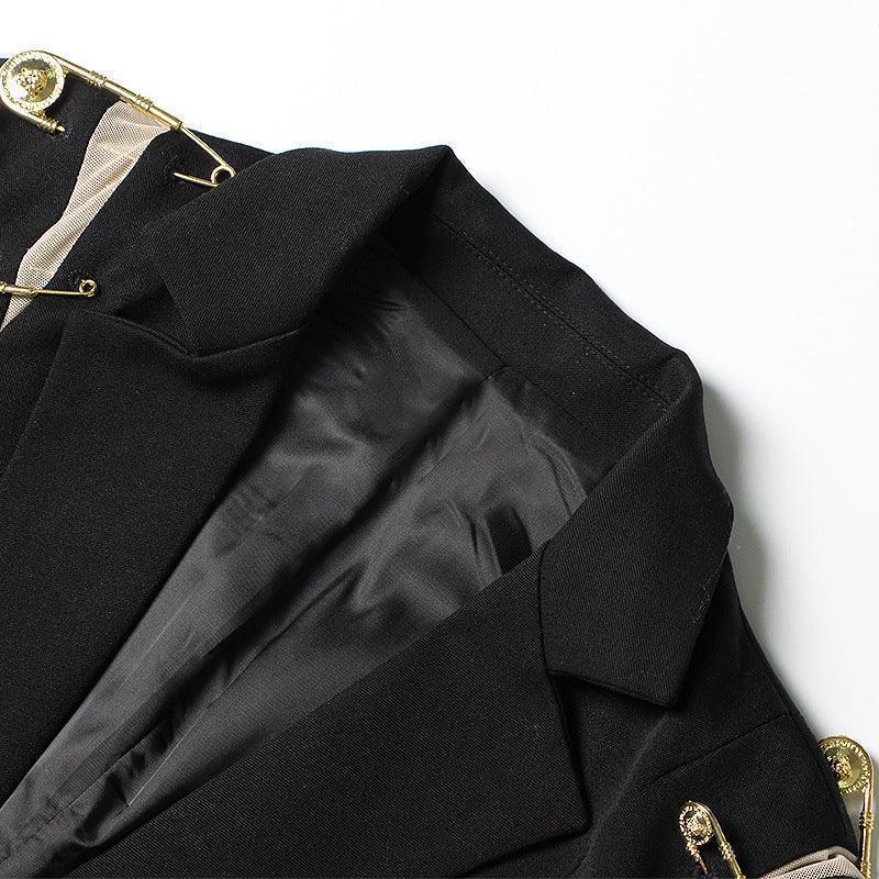 Black Patchwork Pin Decoration Slim Fit Rock Style Blazer for Women - Styeenigma
