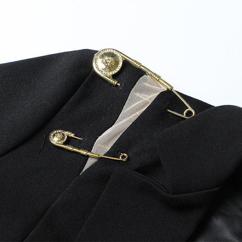 Black Patchwork Pin Decoration Slim Fit Rock Style Blazer for Women - Styeenigma