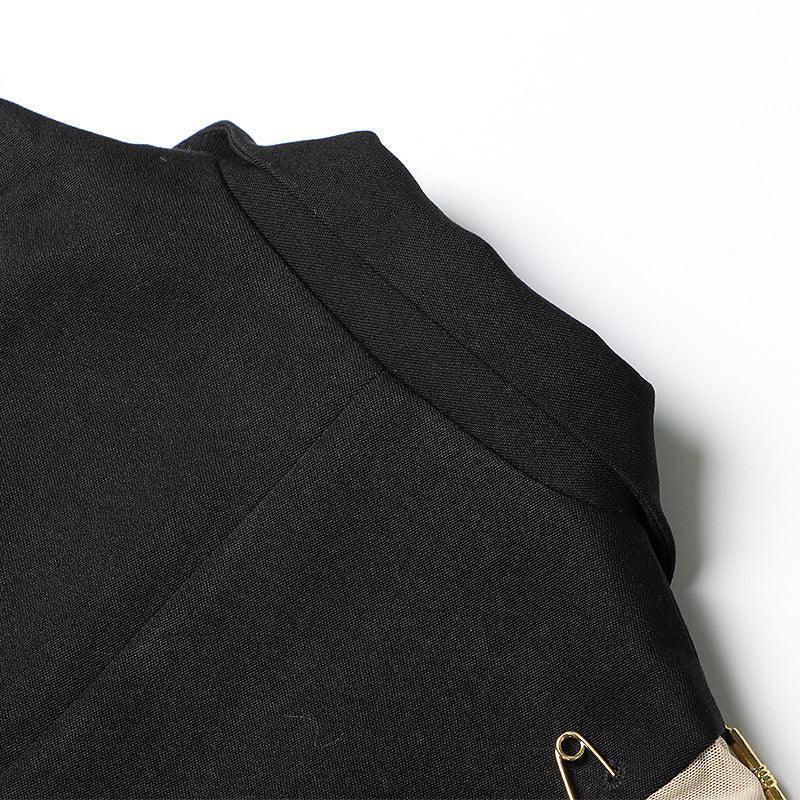Black Patchwork Pin Decoration Slim Fit Rock Style Blazer for Women - Styeenigma