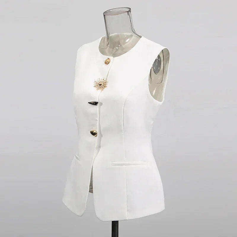 Women’s Sleeveless Irregular Hem Round Neck Button Camisole - Styeenigma