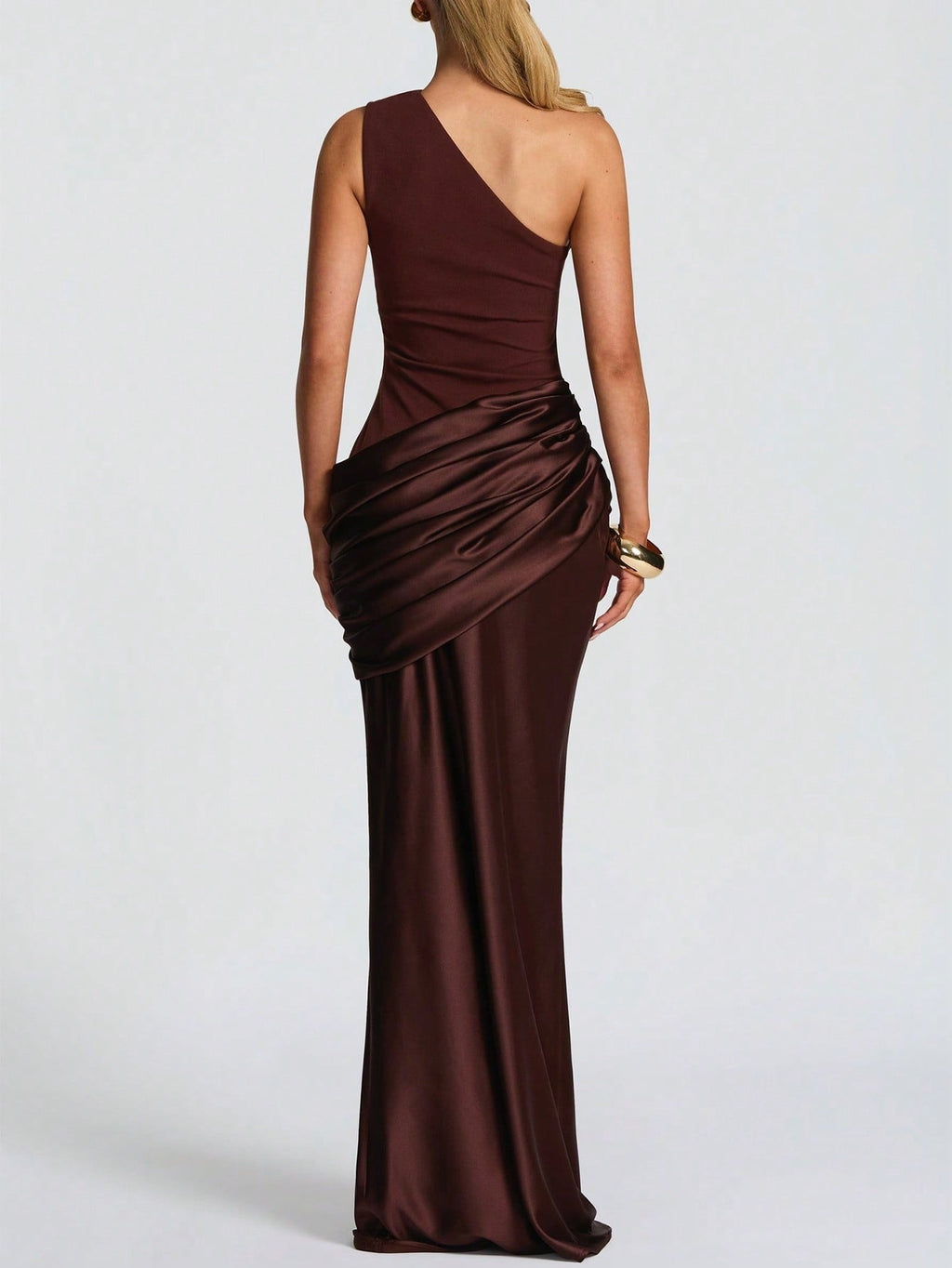 Brown Satin One-Shoulder Gown – Elegant Ruched Maxi Dress for Formal Events & Galas