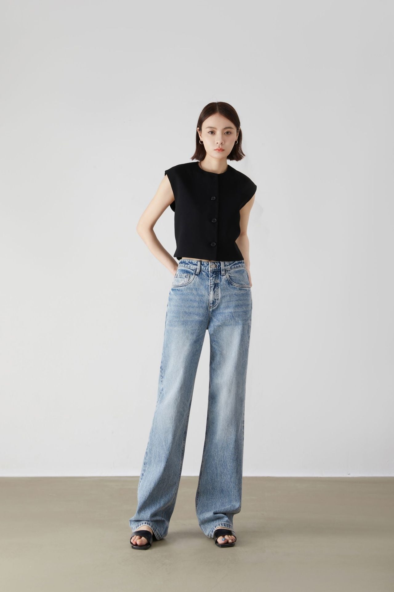 Blue High-Waisted Wide-Leg Jeans – Vintage Wash, Casual Loose Fit for Women