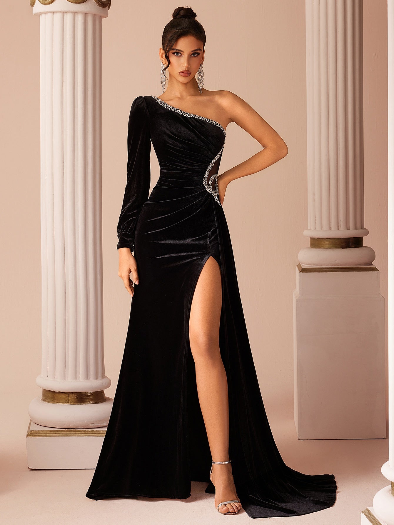 One-Shoulder Velvet Maxi Dress – Rhinestone Detail & High Slit Gown