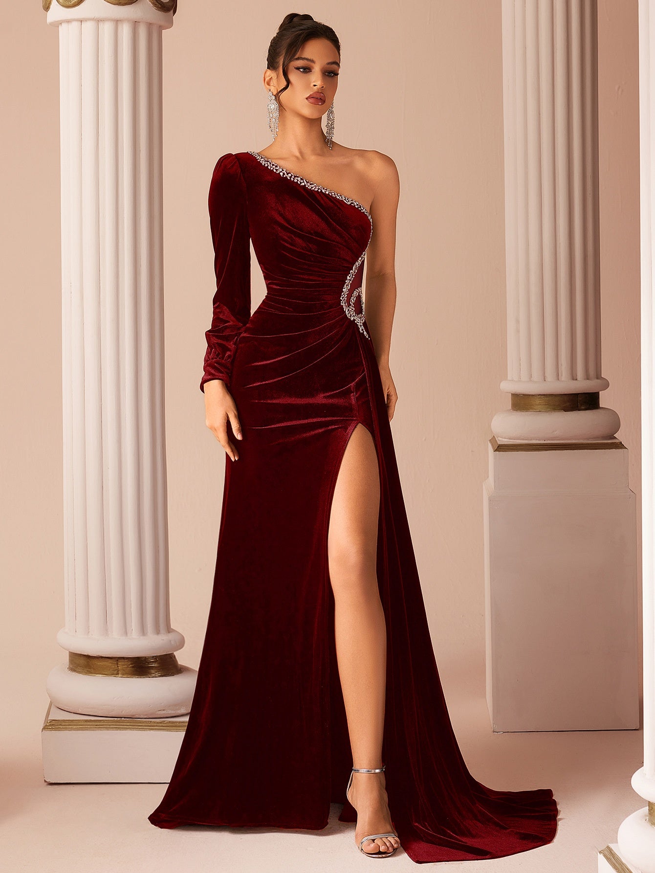 One-Shoulder Velvet Maxi Dress – Rhinestone Detail & High Slit Gown
